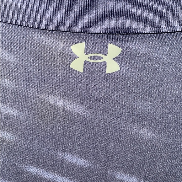 NWT Under Armour Men's Deep Blue Polo Shirt.  Size XL/TG - Picture 3 of 6